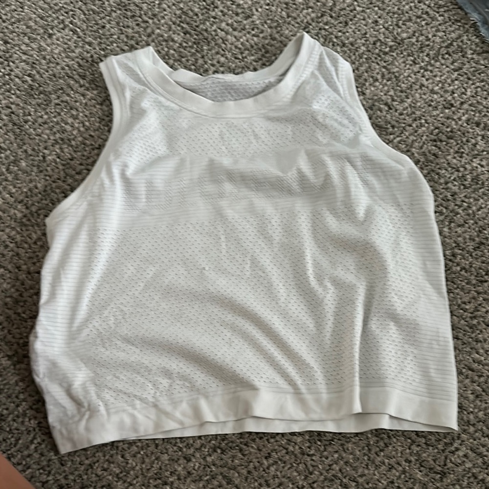 Lululemon Athletica Tank Top in White with Breathable Fabric